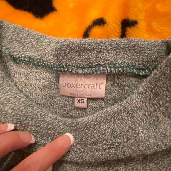 Castleton University boxercraft crewneck - Picture 2 of 2